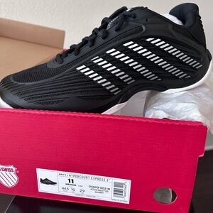 K-Swiss Men's Hypercourt Express 3 Black and White Tennis/Pickleball shoes